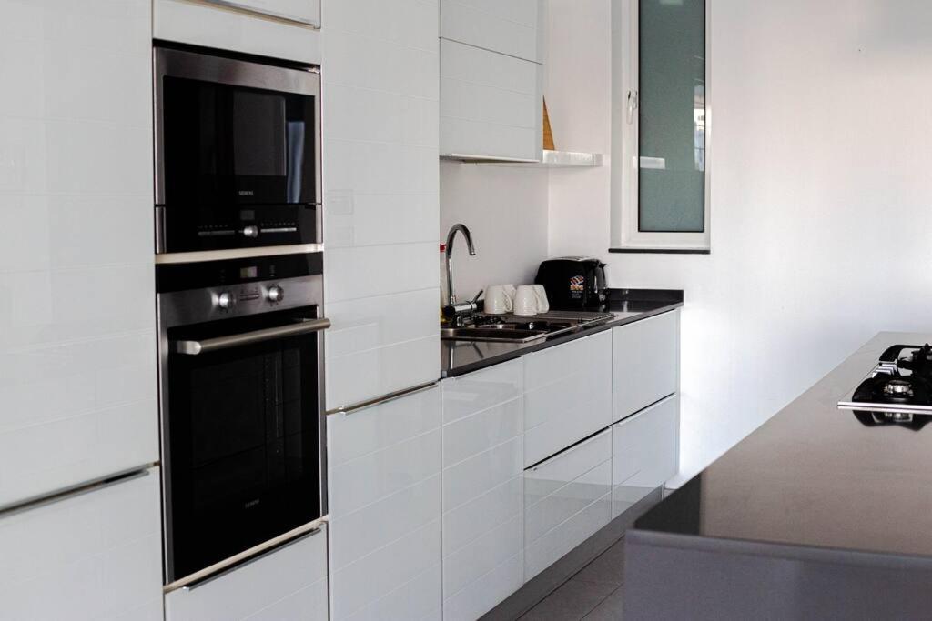 Seafront Two Bedroom Apartment San Giuliano Esterno foto